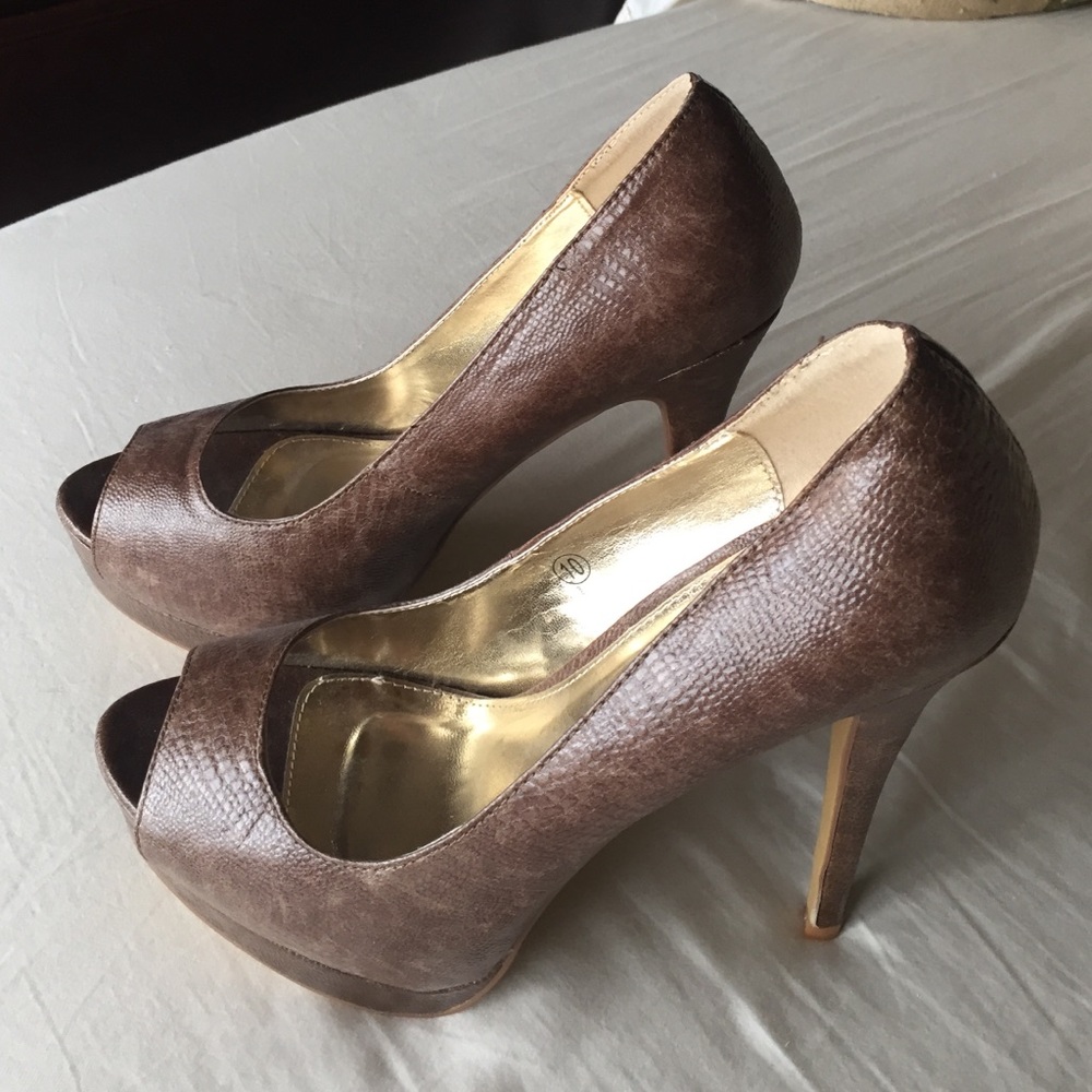 Brown high heel peep toe pumps