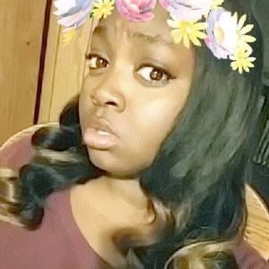 Meet your Posher, Lela