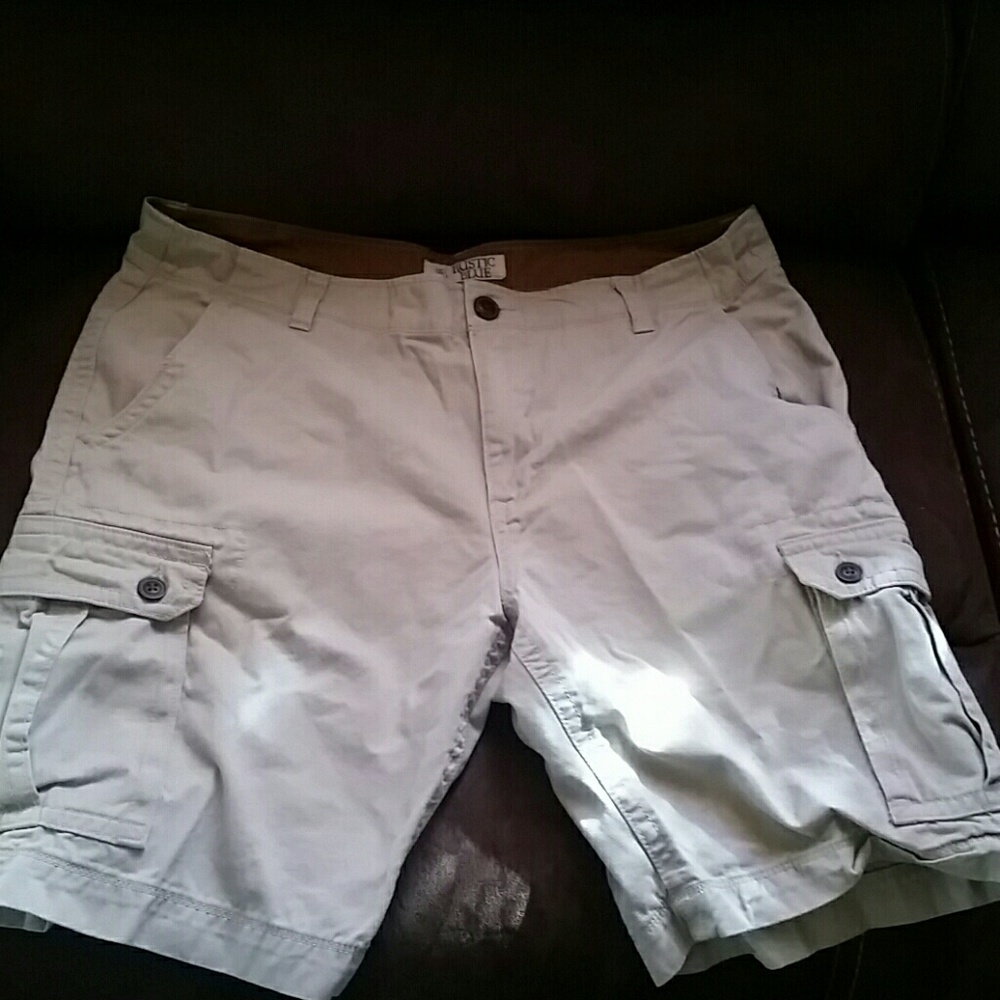 Men's cargo shorts khaki color size 38