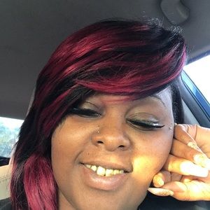 Meet your Posher, Tiara