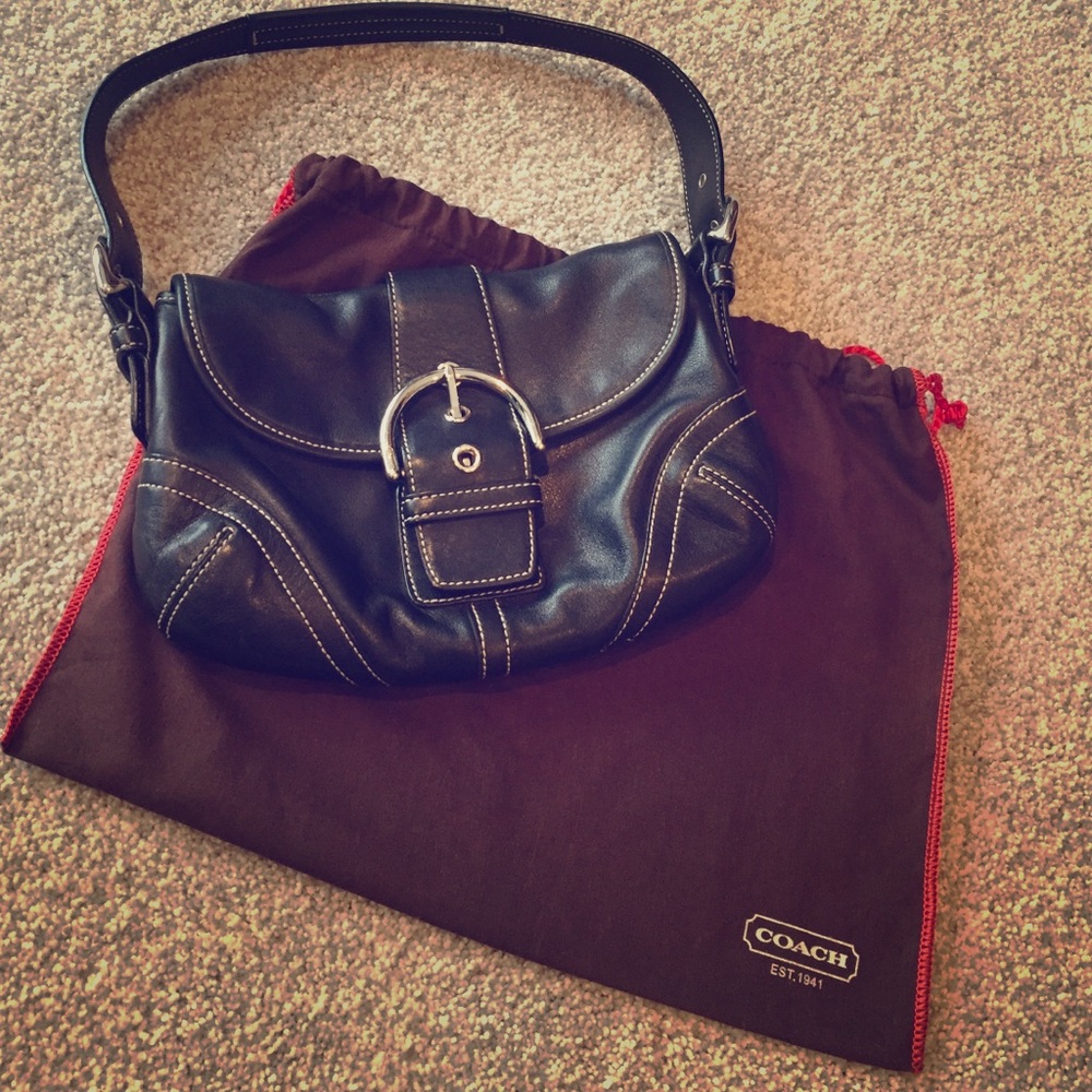 Classic Coach Hobo Buckle Bag