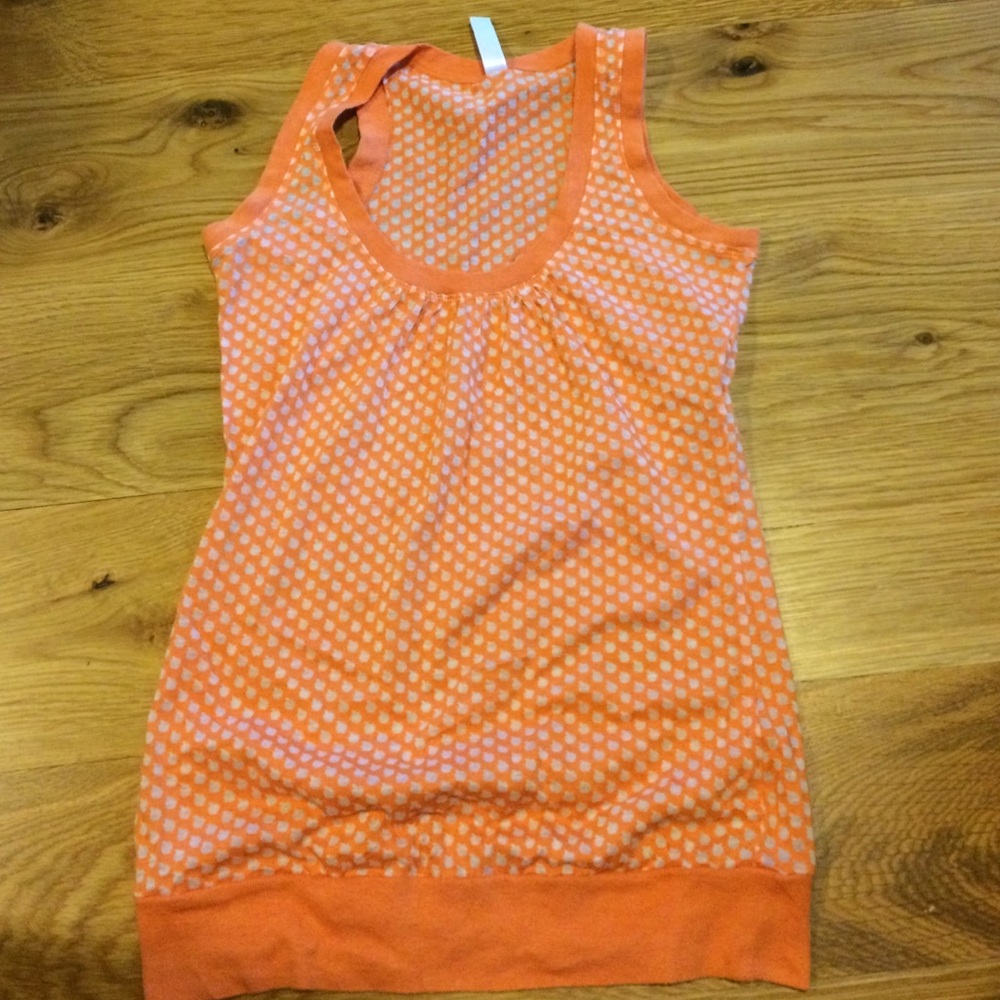 Adorable apple design tank