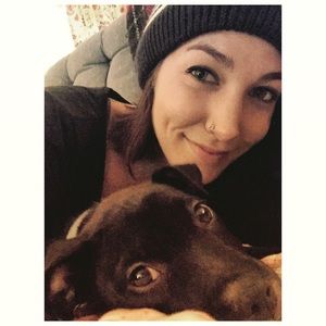 Meet your Posher, Emily