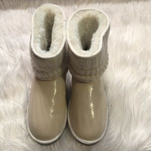 NWT AUSTRALIA LUXE COLLECTIVE SHORT BOOT/OFF WHITE
