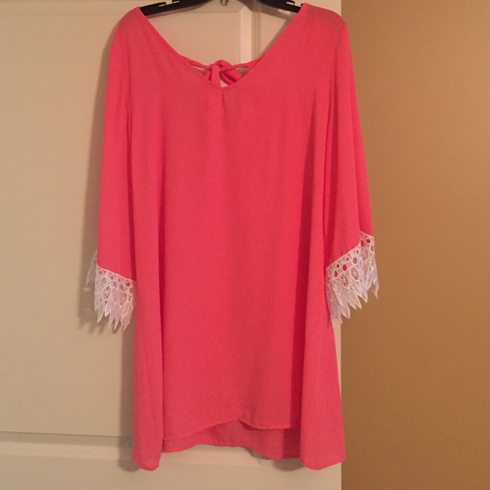 Beautiful Tunic Dress with Lace Detail & Tie Back