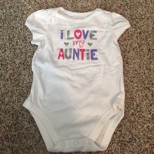 Adorable "I Love My Auntie " Onesie 💜