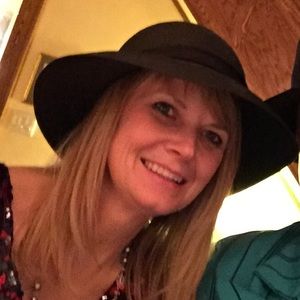 Meet your Posher, Diana