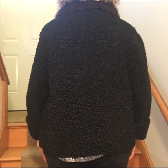 Black sheep fur coat Size 6 - Picture 2 of 4