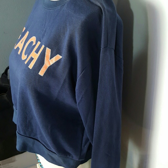 Divided Pullover Peachy - Picture 2 of 3