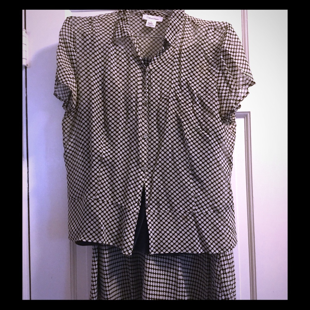 Blouse and skirt set