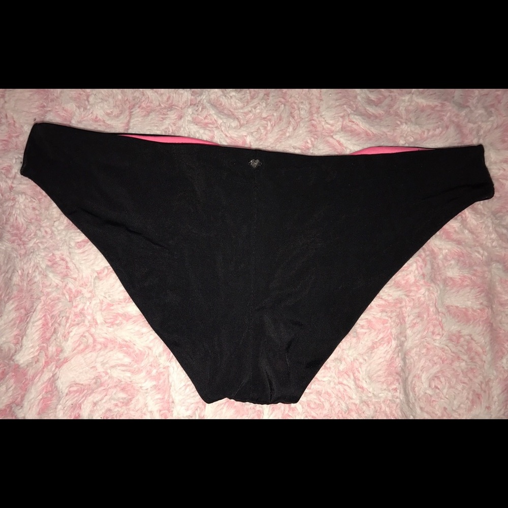 Victoria secret- pink bottoms