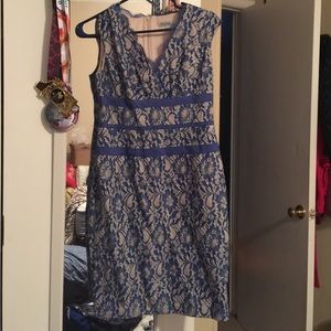 Beautiful blue, beige, and gold dress. Size 6