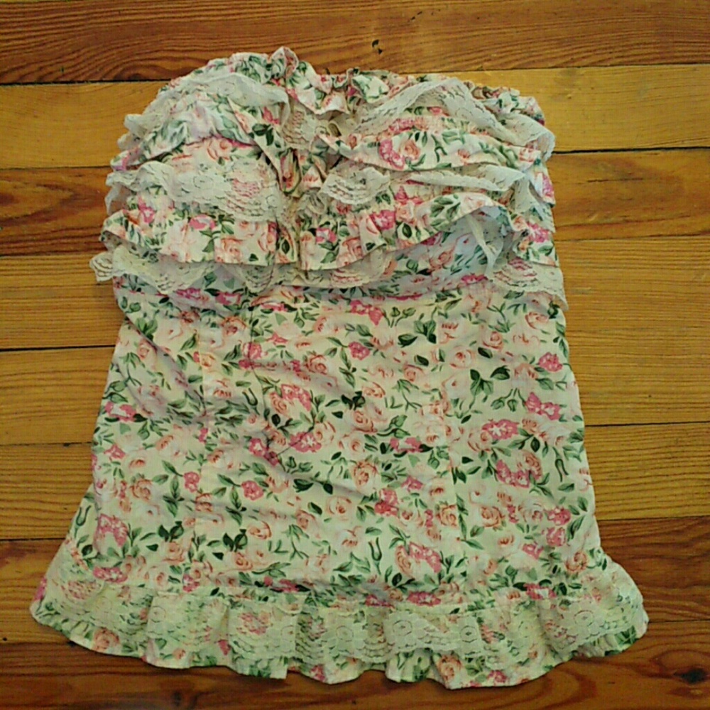 Floral w/ Lace Detail Frilly Strapless Top