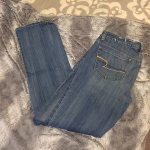 Distressed American Eagle skinny jeans!