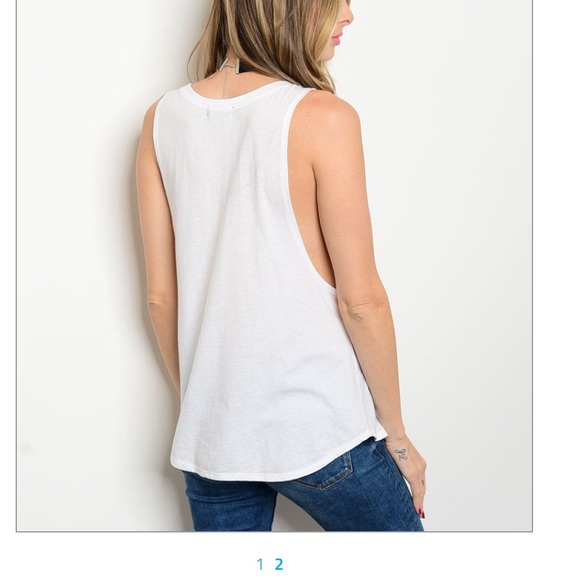 !!!! White graphic tee!🆕 - Picture 2 of 2