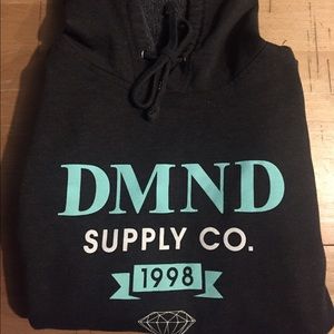 SOLD ON MECARI❌❌❌