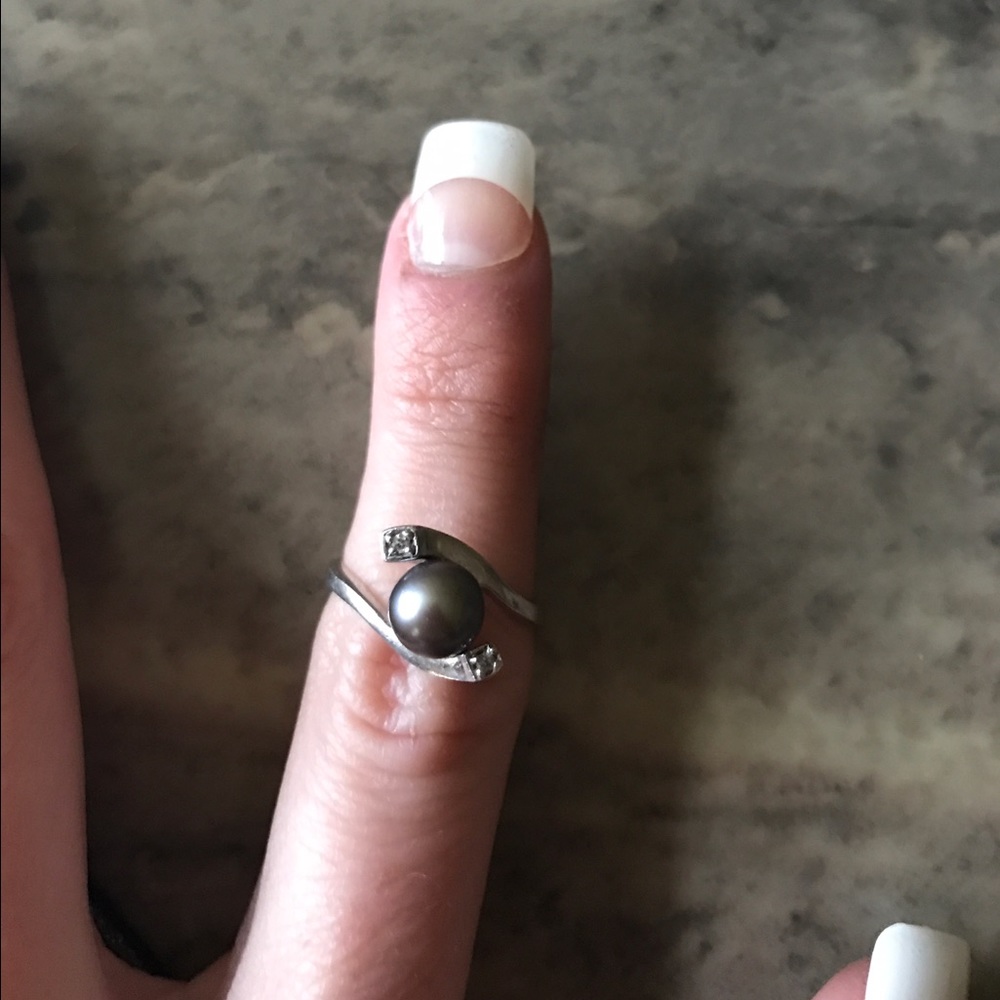 Authentic Black pearl Ring 💍 SOLD