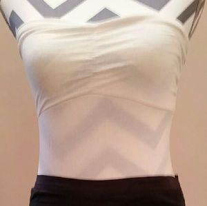 Express XS cream tube top
