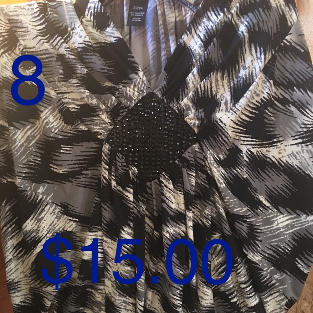 Blouse black and white