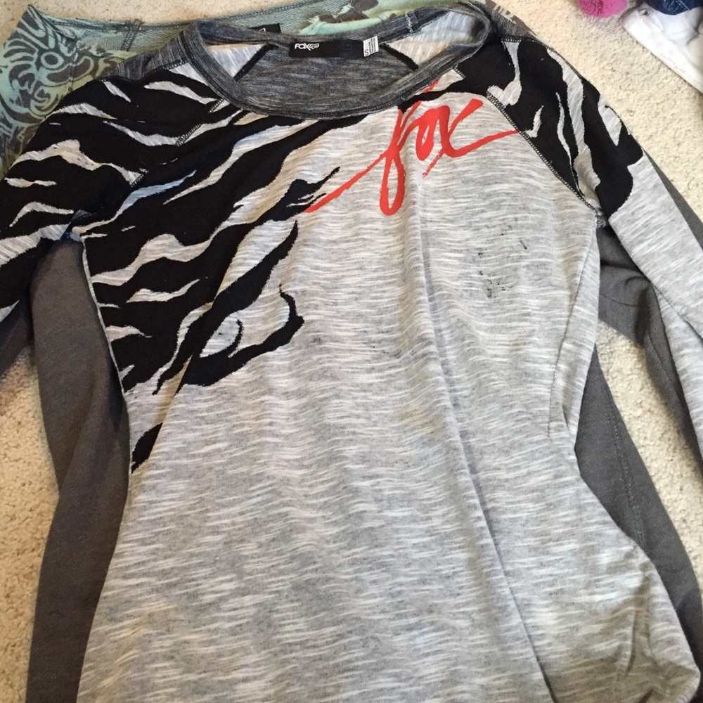 Fox shirts - Picture 2 of 3