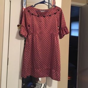 Adorable vintage printed satin dress. Size small