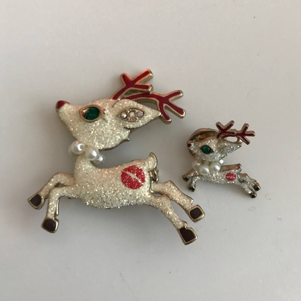 New! Betsy Johnson brooch and pin