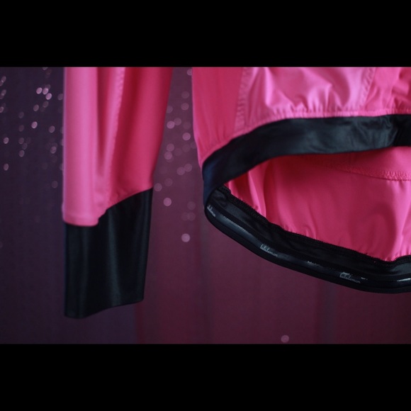 Pretty in pink lululemon jacket - Picture 3 of 4