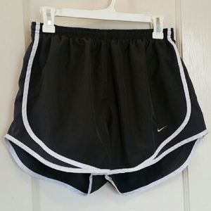 Grey Nike Tempo Shorts L
