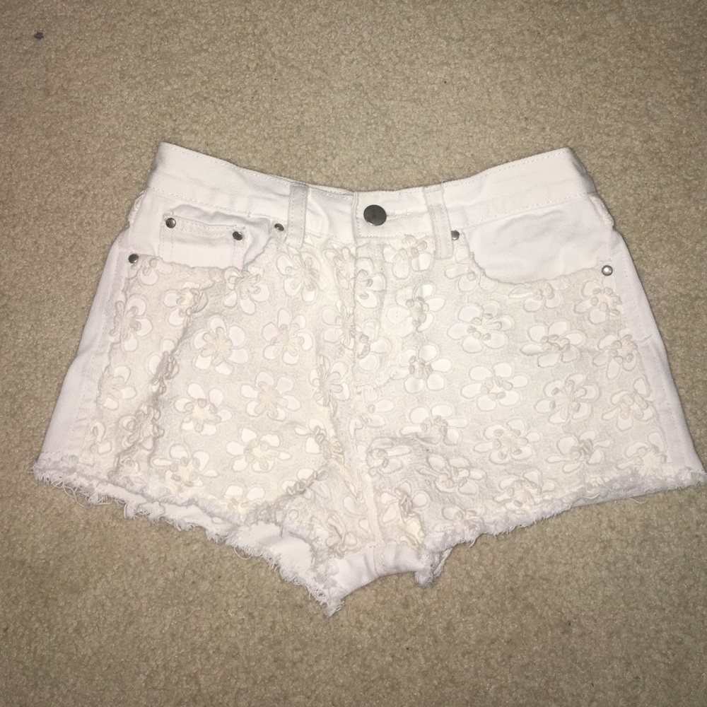 Floral Highwaisted Shorts