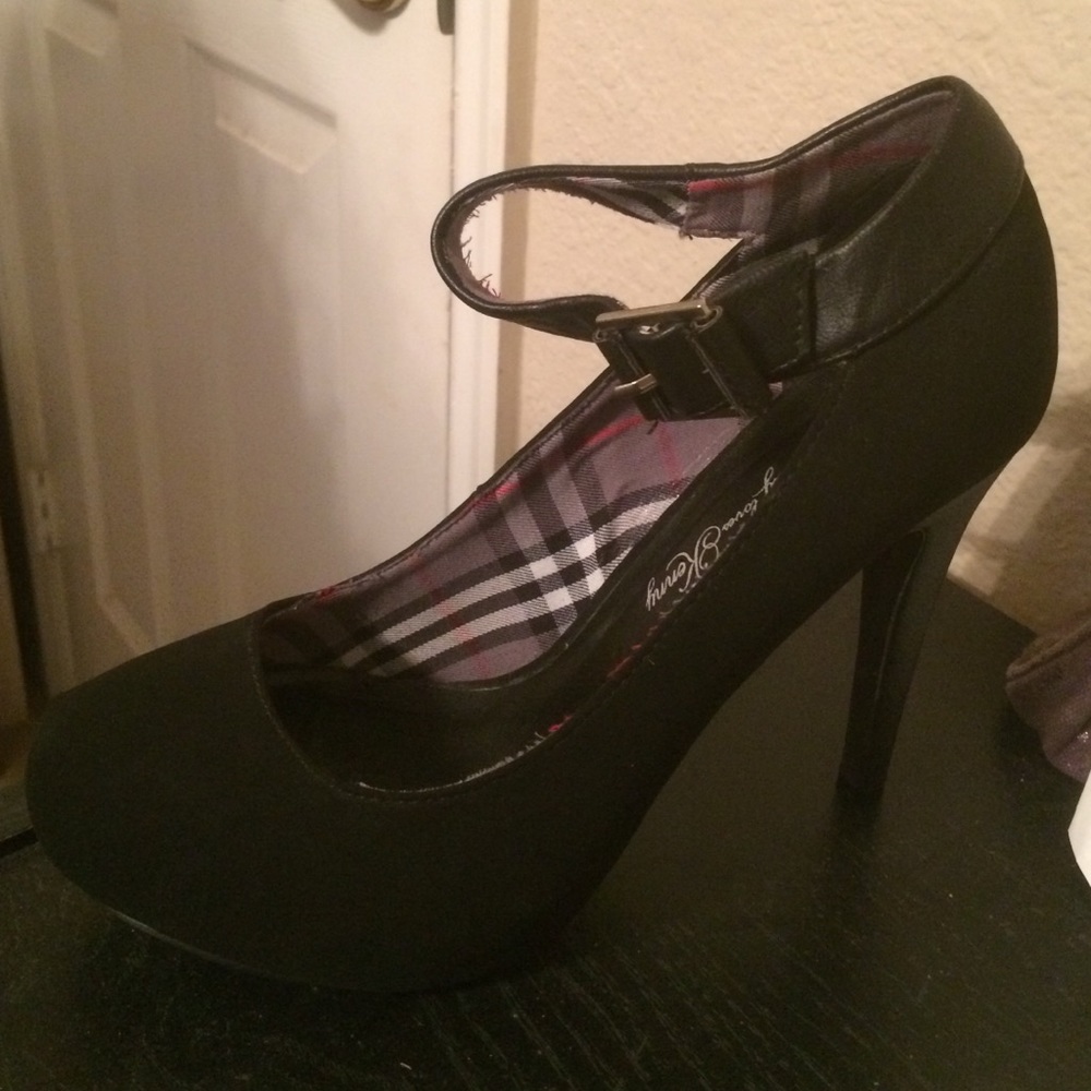 Shoes