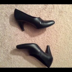 Leather Booties Pump style Leather Booties Pump style