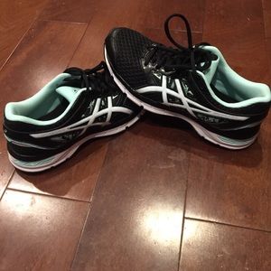 EUC Asics
