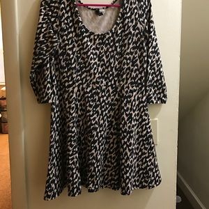 Black & Cream Skater Dress