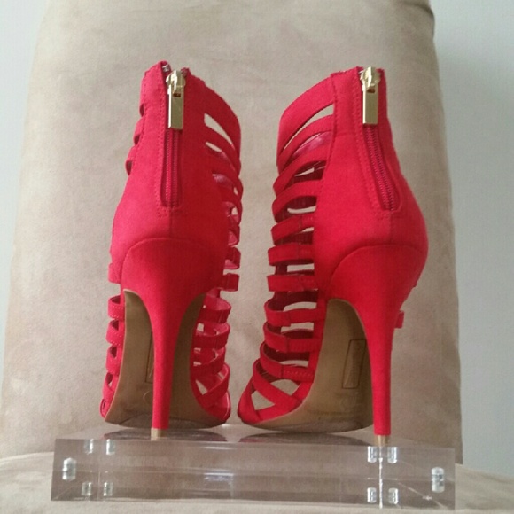 *RED CAGE STYLE PEEP TOE HEELS* - Picture 3 of 3