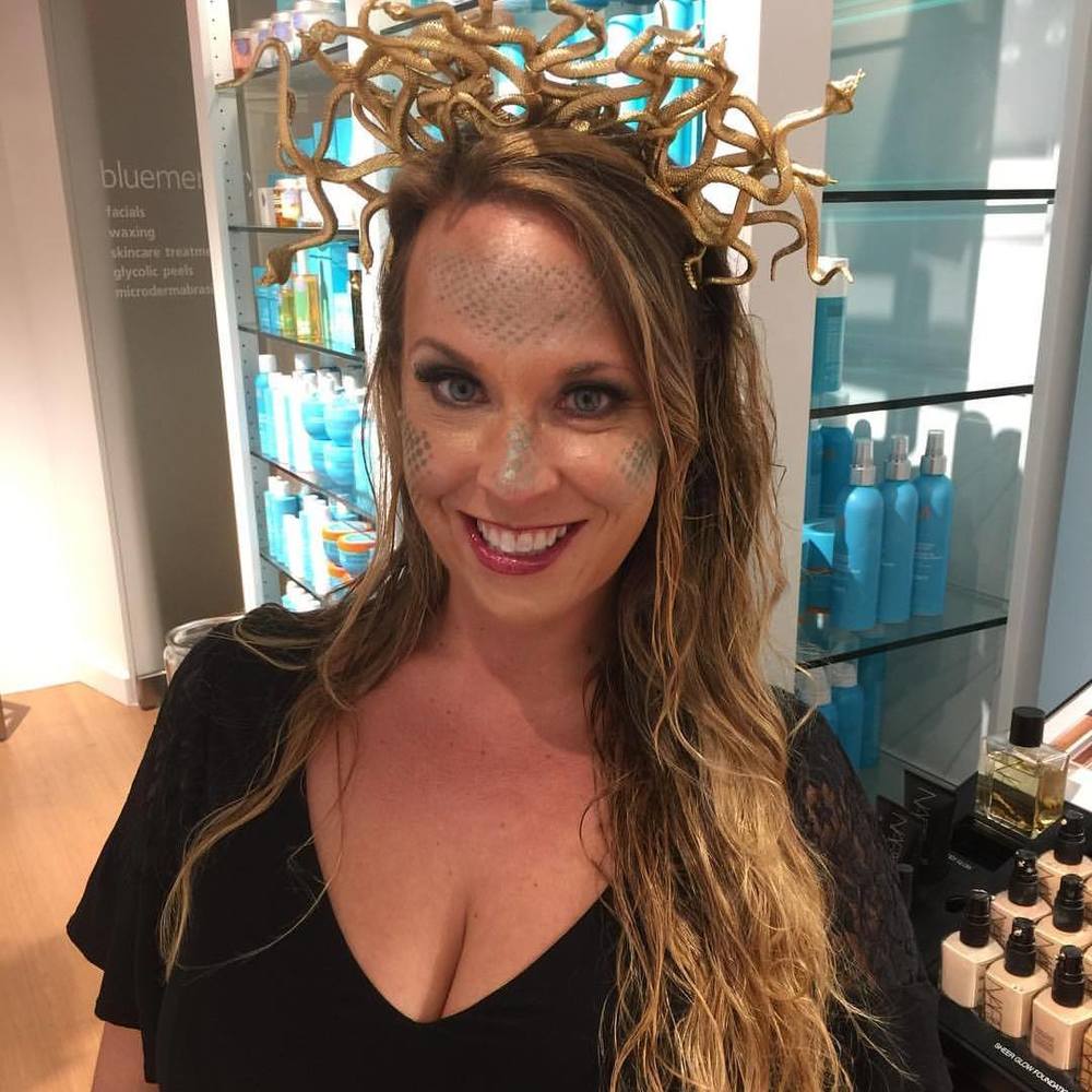 Meet your Posher, Helene