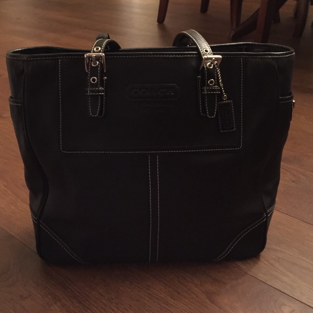 Authentic Coach all leather tote bag