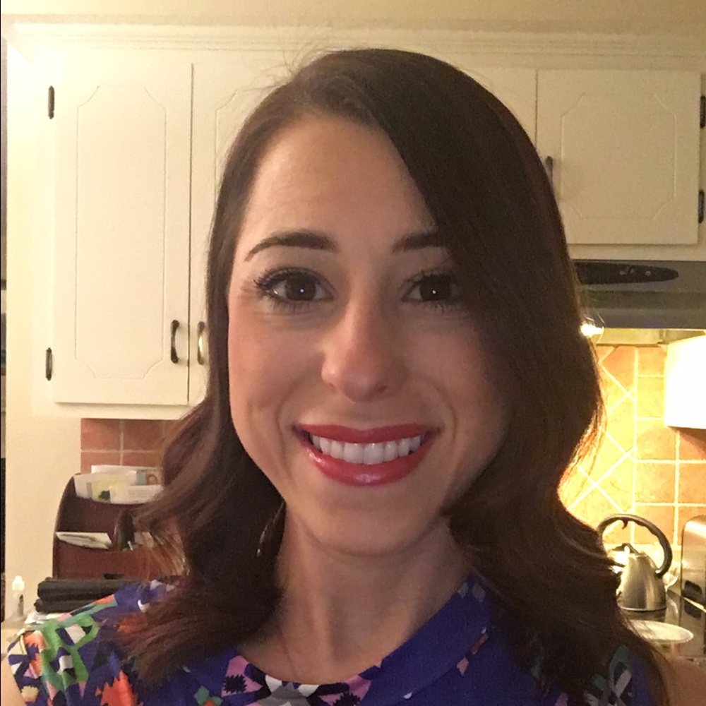 Meet your Posher, Jennifer