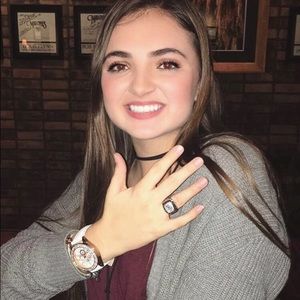 Meet your Posher, Morgan