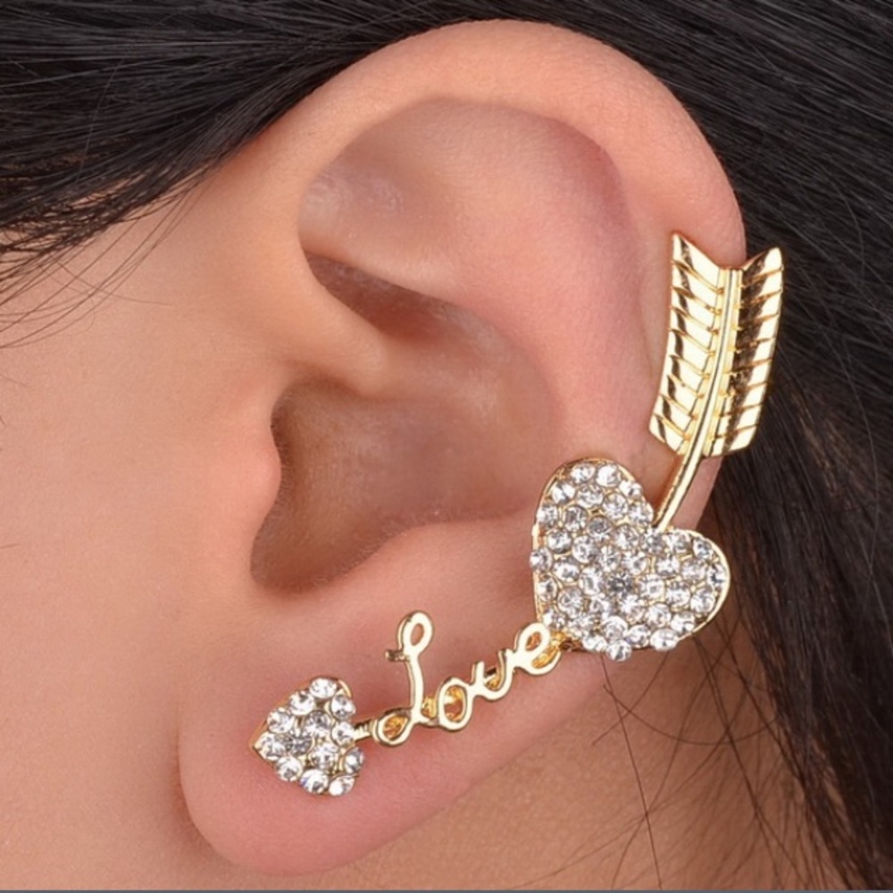 ⚡️Flash sale⚡️NEW Love heart arrow cuff earring