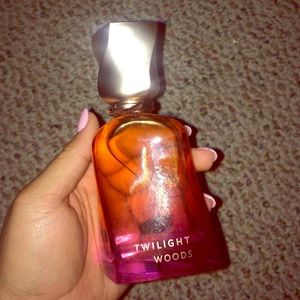 Bath & Body works TWLIGHT WOODS perfume 💫☄️🌟✨🌙