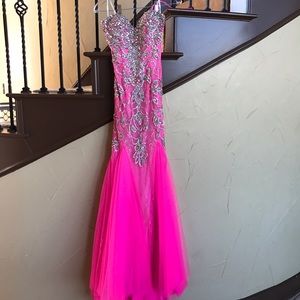 Mac Duggal prom dress/gown 81719Y