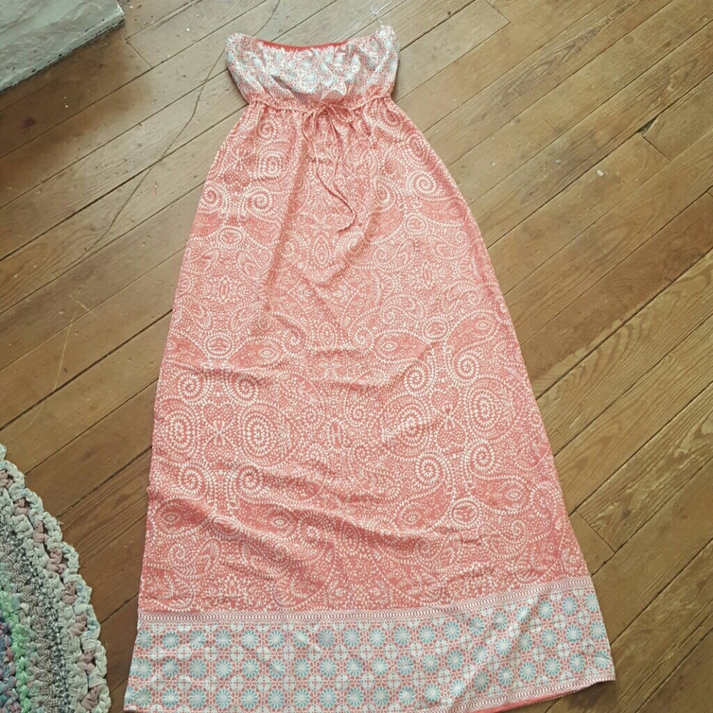 STRAPLESS Peach/Coral Maxi ~ Misses Size