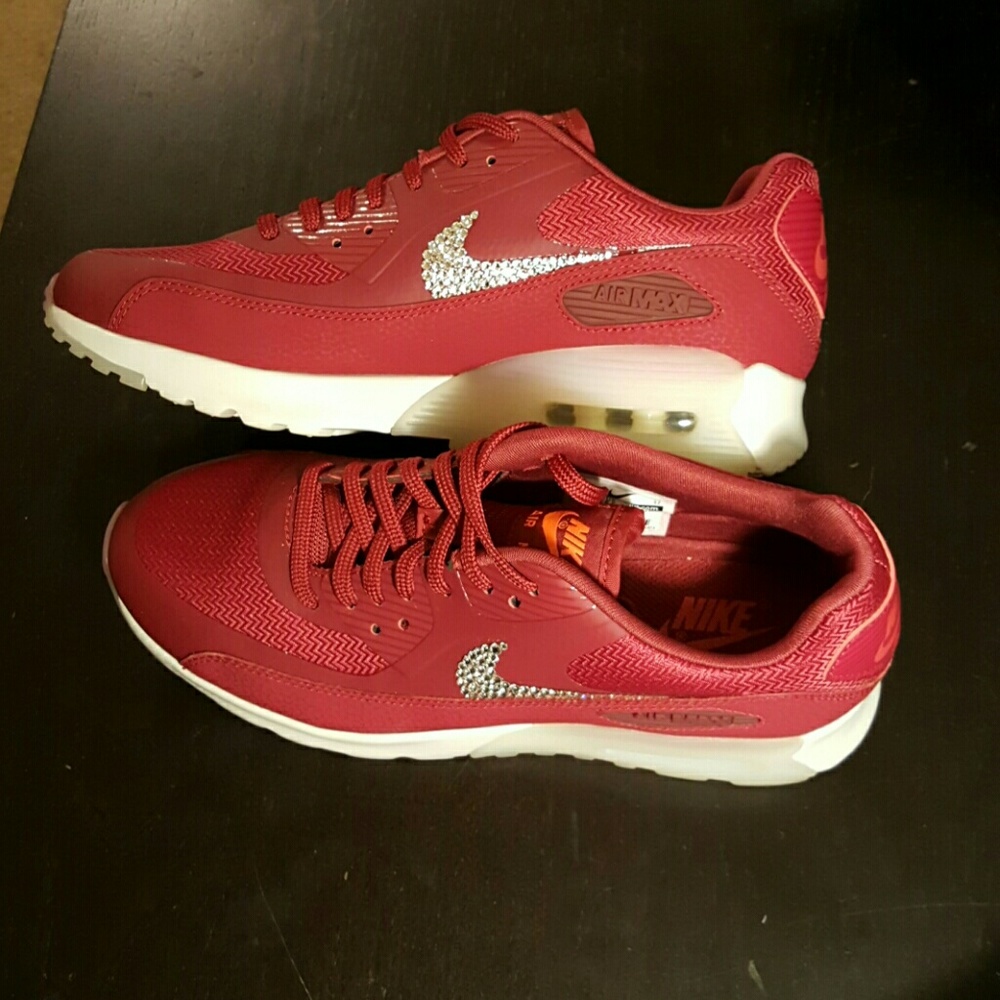 SOLD - Nike Air MAX Swarovski in Deep Burgundy - Picture 2 of 4