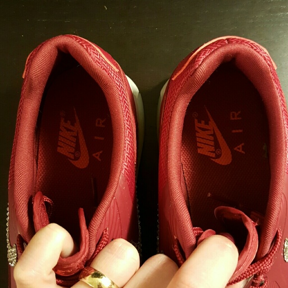SOLD - Nike Air MAX Swarovski in Deep Burgundy - Picture 3 of 4