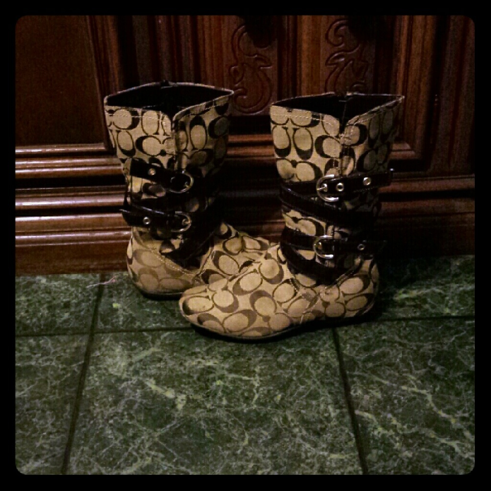 Coach boots