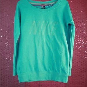 Green Nike sweat shirt
