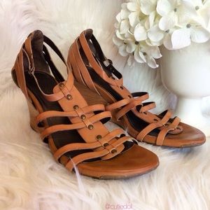 ✨Gladiator Wedges✨