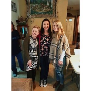 Meet your Posher, Alexis