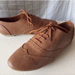 Ollio tan brown oxfords 8.5 lace up flats