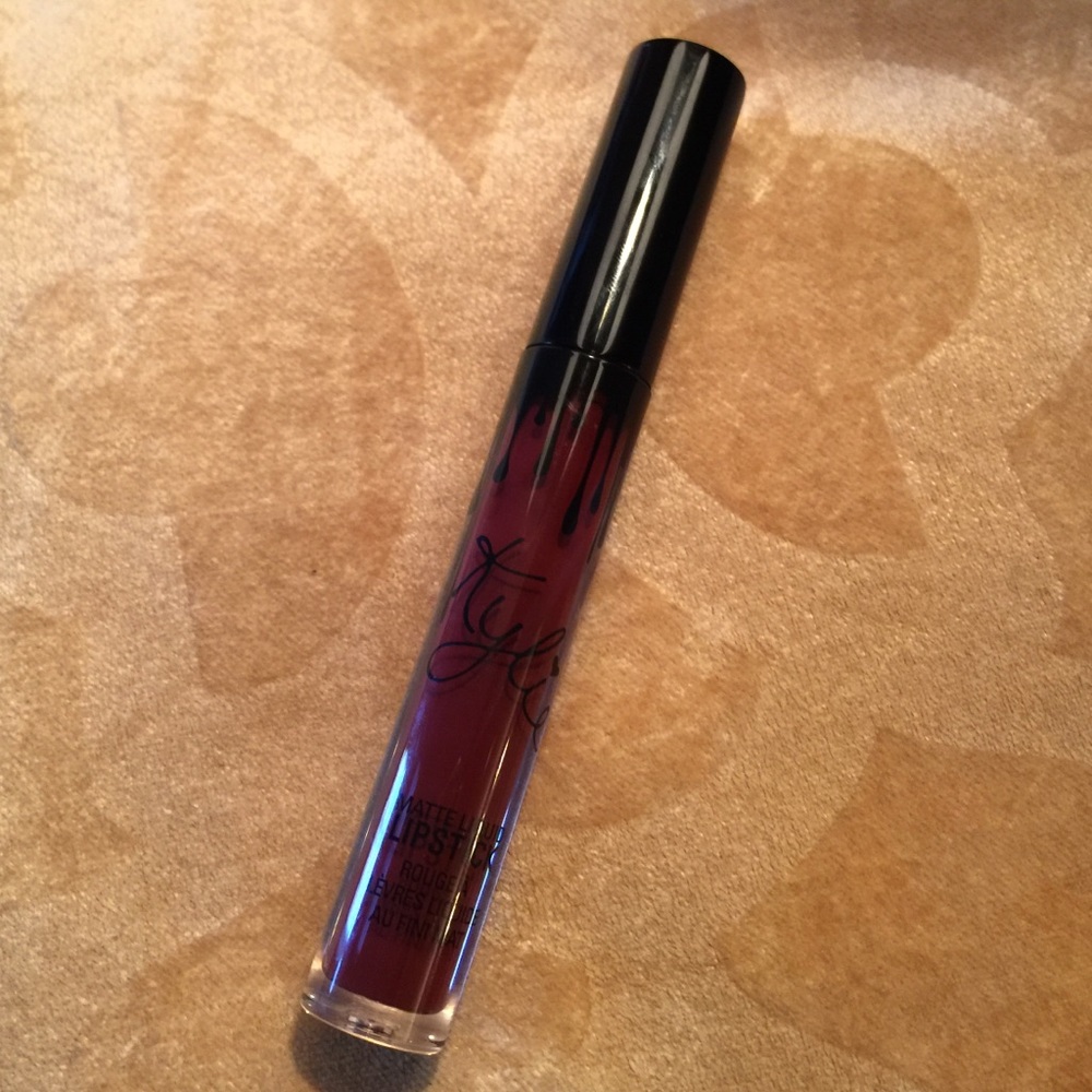Kylie "Leo" matte lip single